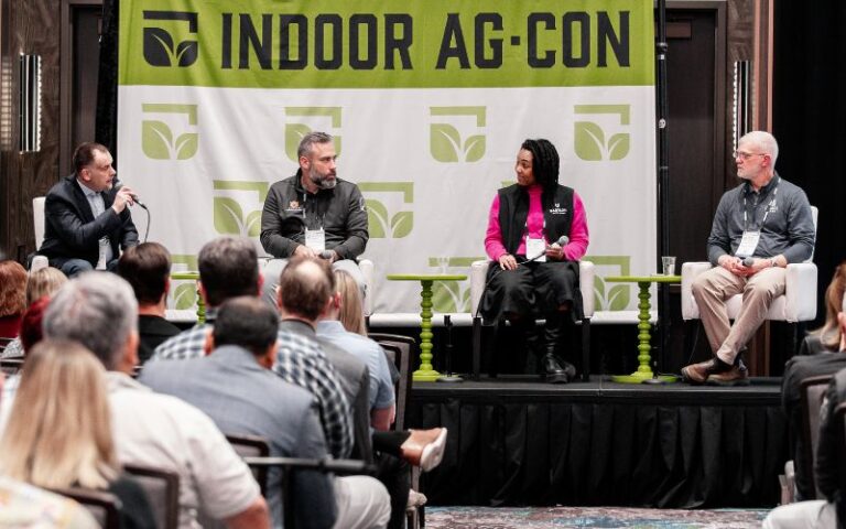 Panelists and attendees at the 2024 Indoor Ag-Con conference